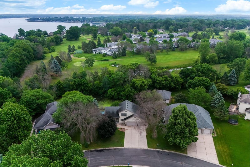 1219 15th St SE, Forest Lake, MN 55025