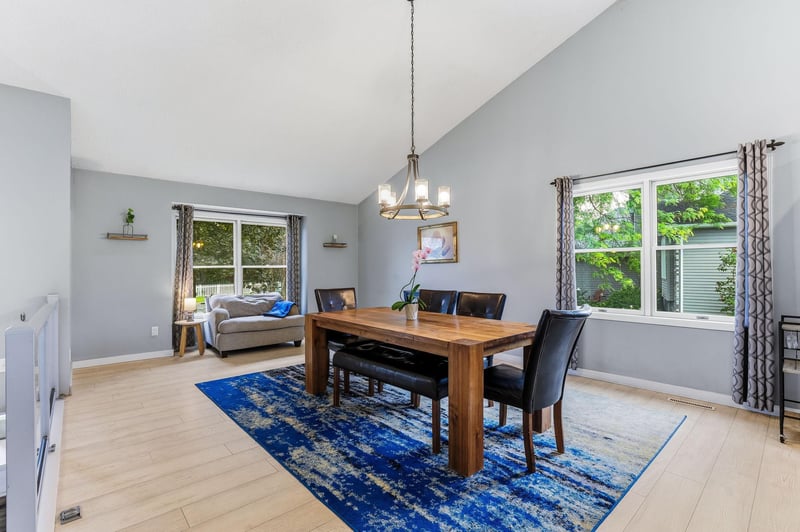 1219 15th St SE, Forest Lake, MN 55025
