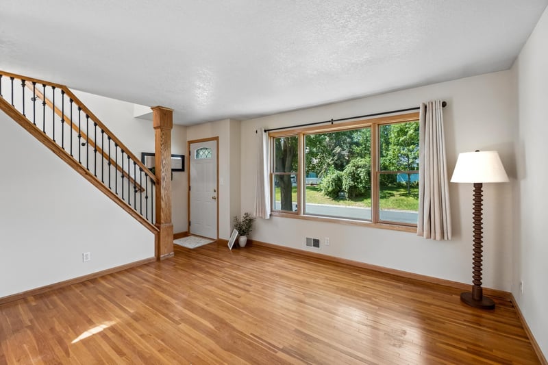14 Pine Dr, Circle Pines, MN 55014
