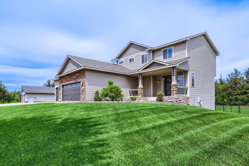 17735 Xenia St NW, Andover, MN 55304