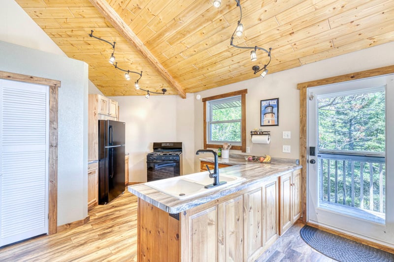 4155 Liberty Rd, Two Harbors, MN 55616
