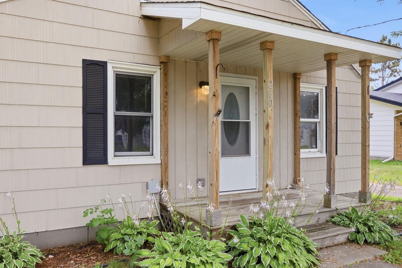 260 Buffalo Ave S, Montrose, MN 55363