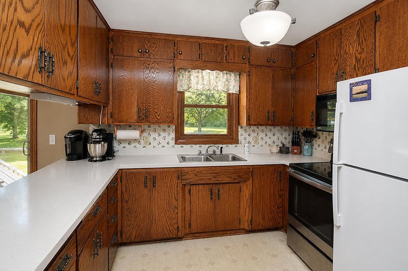 1013 9th St, Gaylord, MN 55334