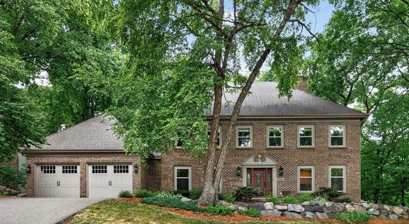 18401 Beaverwood Hill, Minnetonka, MN 55345