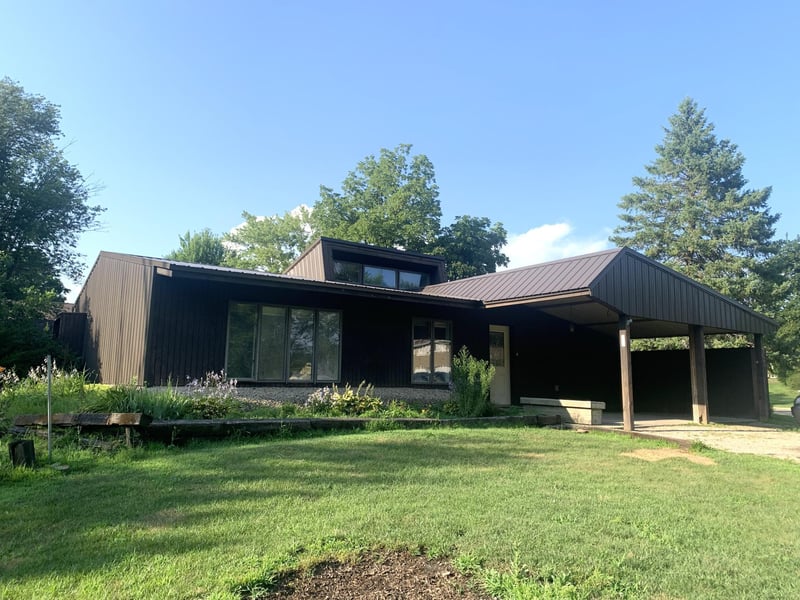 305 6th St NW, Adams, MN 55909
