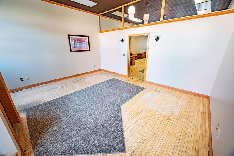 359 W Main St, Ellsworth, WI 54011