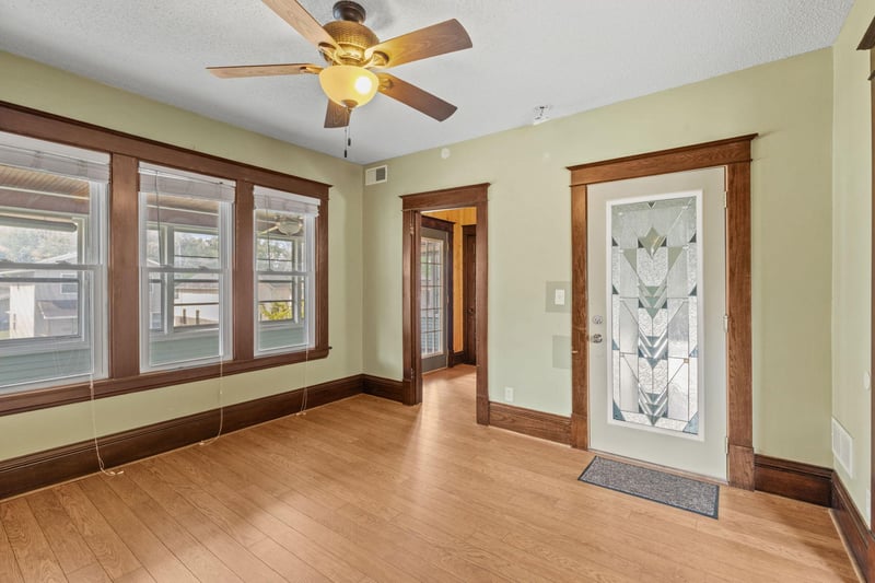 1149 Minnehaha Ave E, Saint Paul, MN 55106