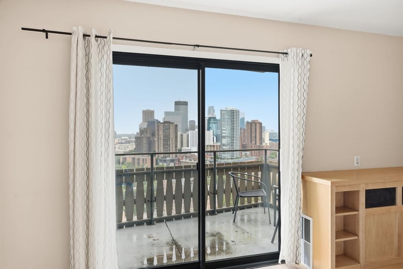 410 Groveland Ave #2003, Minneapolis, MN 55403
