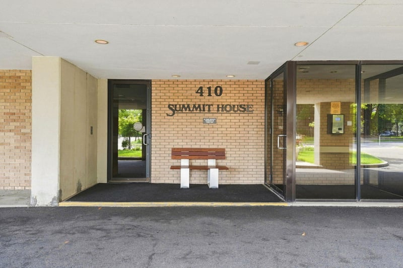 410 Groveland Ave #2003, Minneapolis, MN 55403