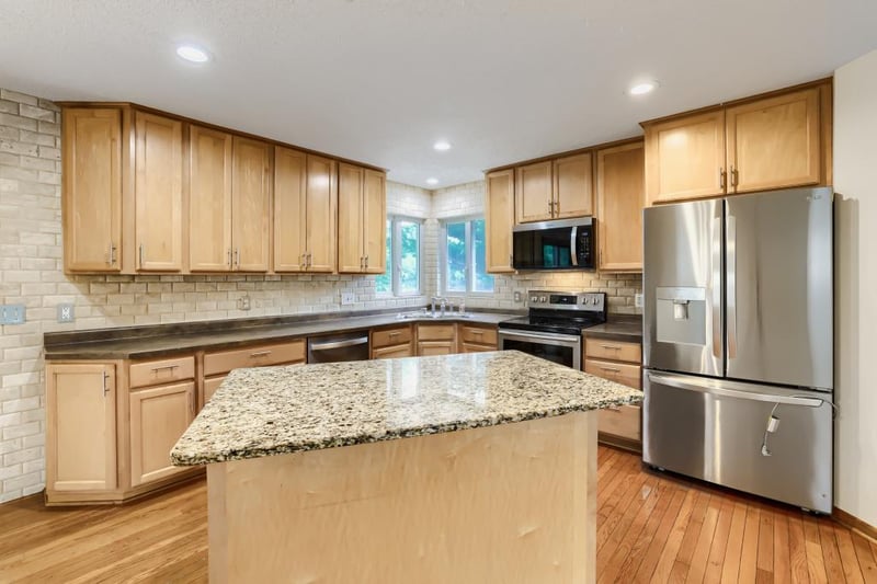 12601 Able Cir NE, Blaine, MN 55434