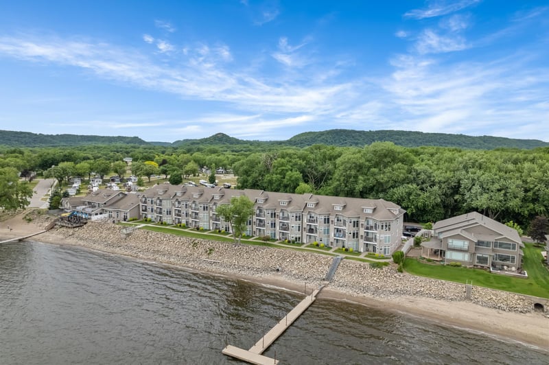 100 Central Point Rd #210, Lake City, MN 55041