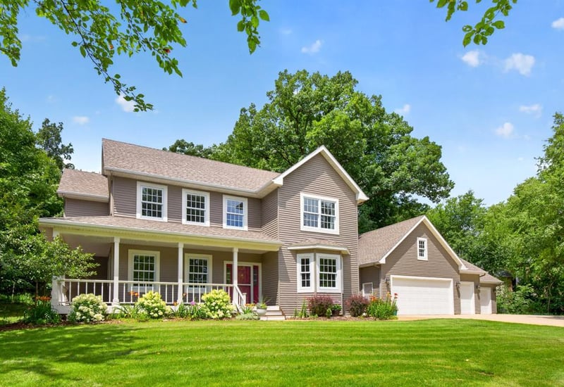 6907 Bluff Ln NW, Rochester, MN 55901