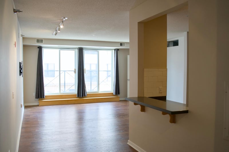 445 Wacouta St #201, Saint Paul, MN 55101