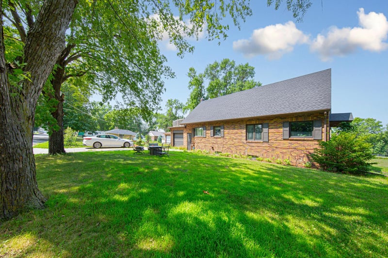 116 E Clinton St, Arlington, MN 55307