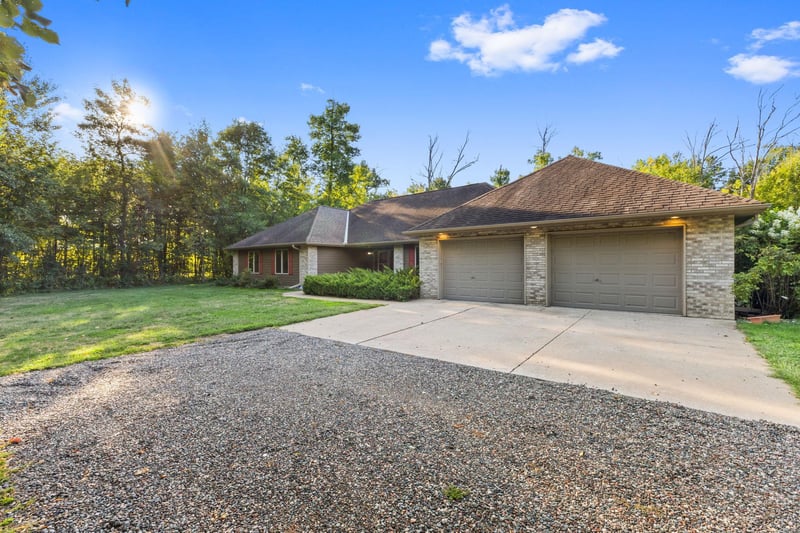 7995 Trappers Turn, Onamia, MN 56359