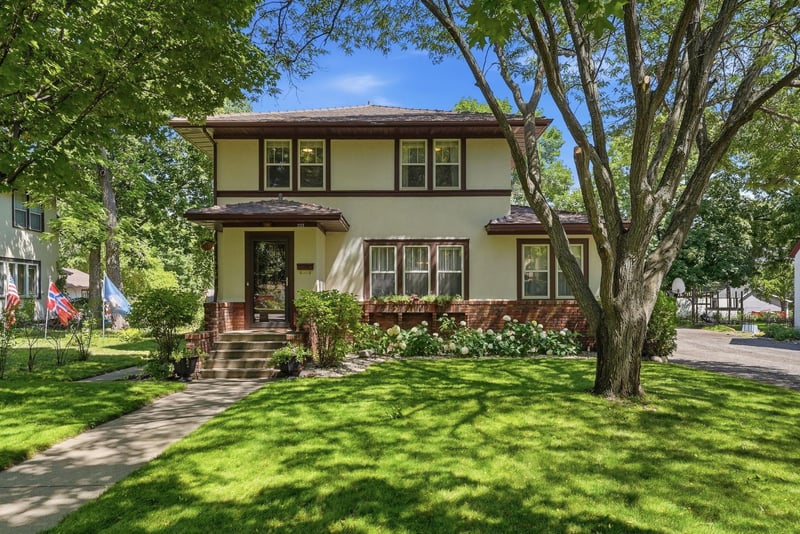 1115 Douglas St, Alexandria, MN 56308