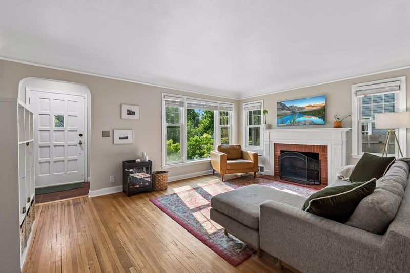 3220 Kentucky Ave S, Saint Louis Park, MN 55426
