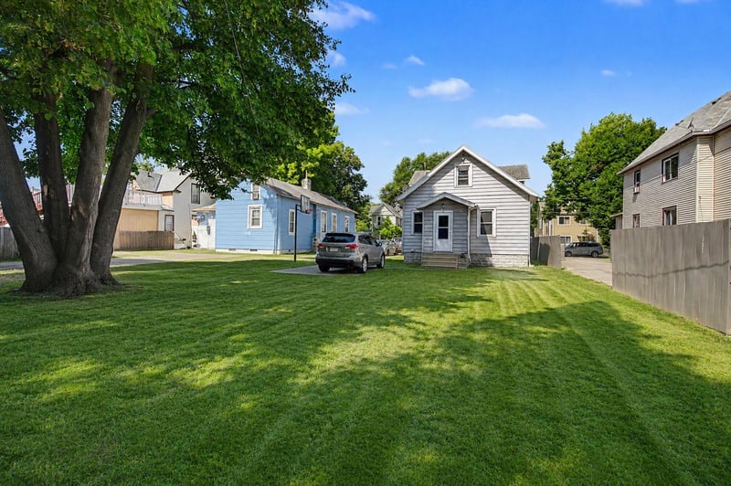 1625 Polk St NE, Minneapolis, MN 55413