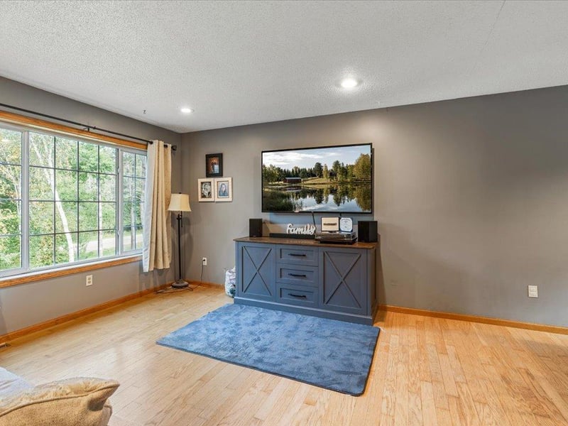 31016 Rainier Dr, Pequot Lakes, MN 56472