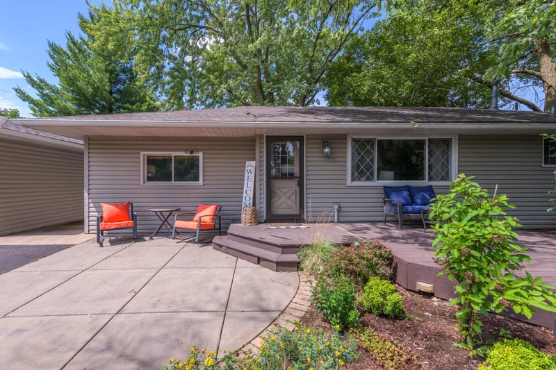 2024 Maple St, Hastings, MN 55033