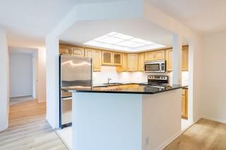 2885 Knox Ave S #404, Minneapolis, MN 55408