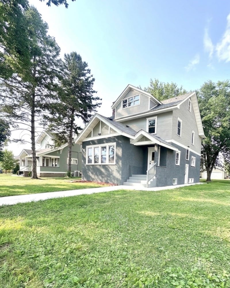 318 2nd St W, Wabasha, MN 55981