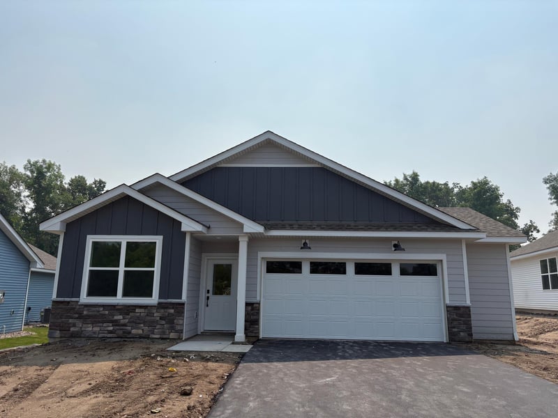 713 Vista Ct, Hanover, MN 55341