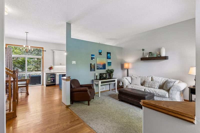 737 Williams Dr, Hastings, MN 55033