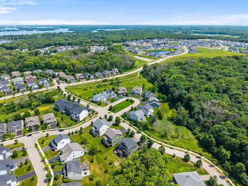 6872 Creekside Way, Excelsior, MN 55331
