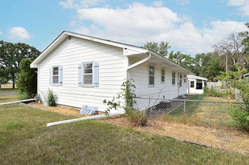101 98th Ave NE, Blaine, MN 55434