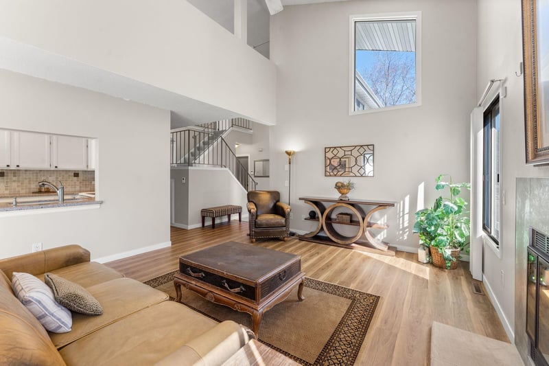 5550 Bimini Dr, Minnetonka, MN 55343