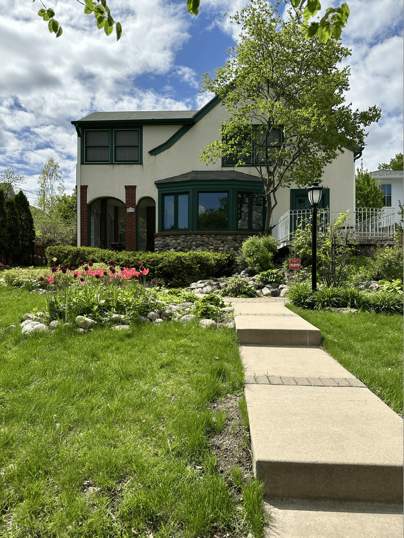 4120 Queen Ave S, Minneapolis, MN 55410