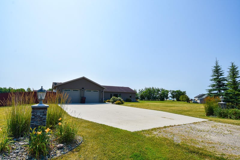 14594 138th Ave NE, Thief River Falls, MN 56701