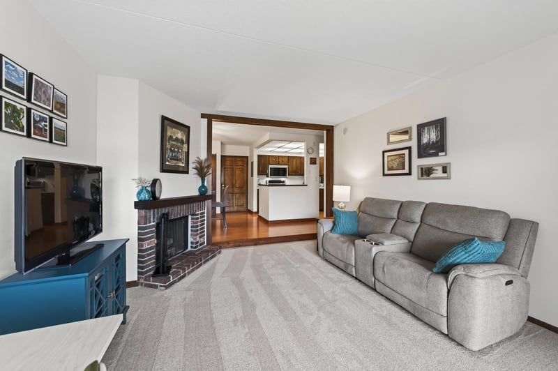 6710 Vernon Ave S #315, Edina, MN 55436