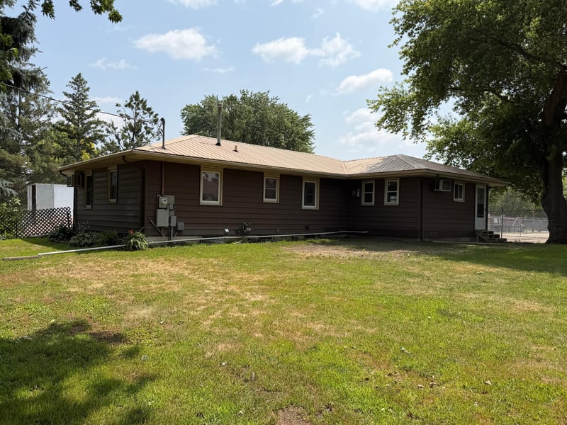 202 Maple Ave S, Maple Lake, MN 55358
