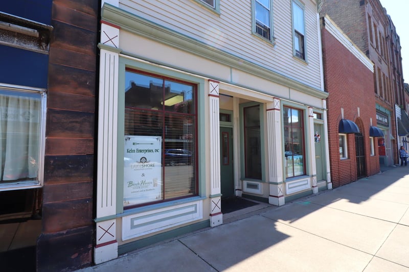 404 Main St W, Ashland, WI 54806