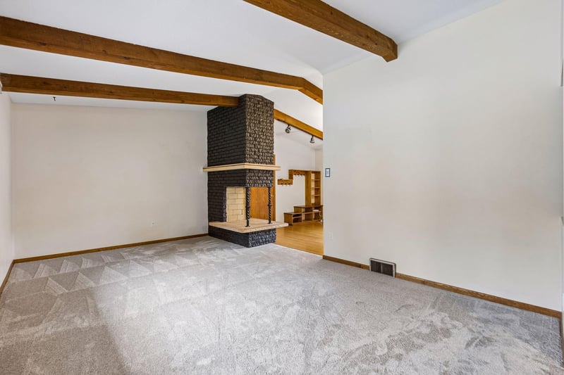 401 Mission Rd W, Bloomington, MN 55420