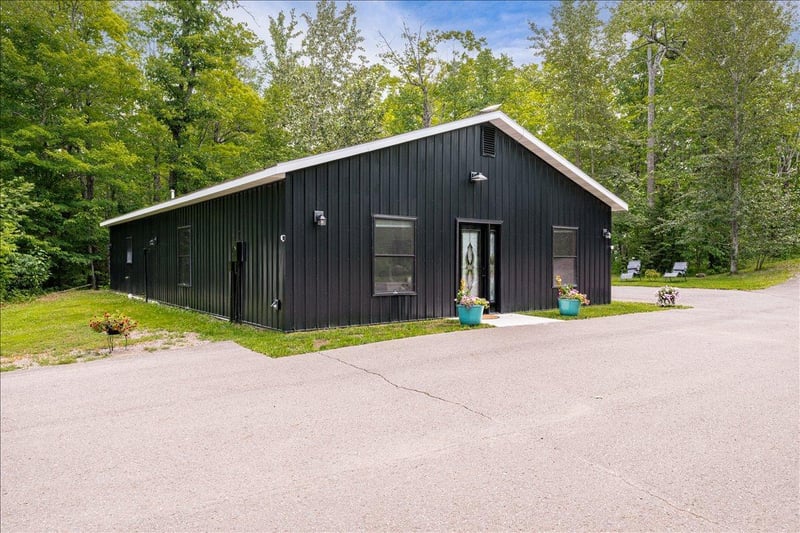 5841 Spruce Ln, Duluth, MN 55811