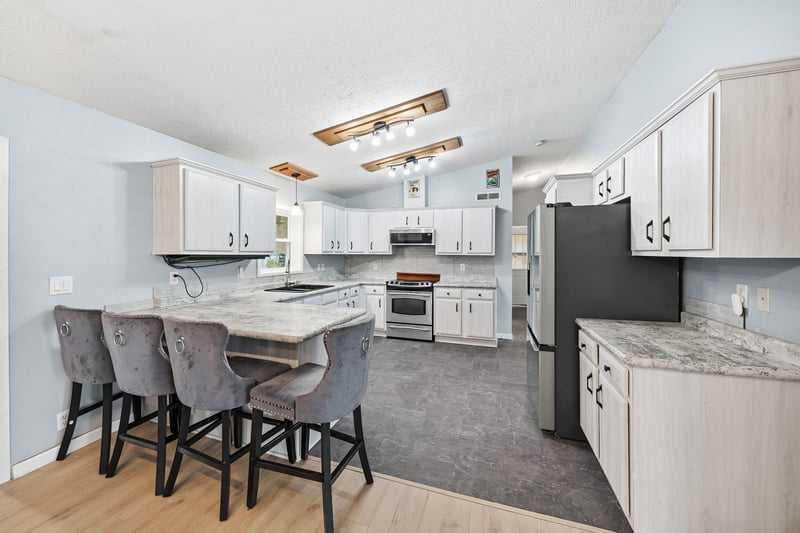 14971 Nature Ave, Glencoe, MN 55336