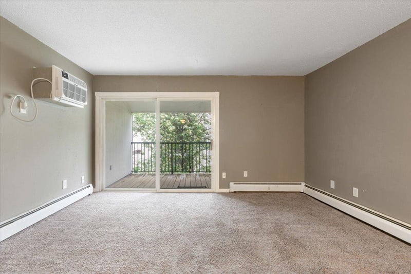 12840 Nicollet Ave #302, Burnsville, MN 55337