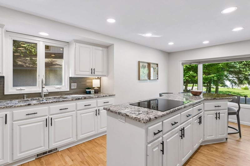 14872 Hickory Ct, Eden Prairie, MN 55346