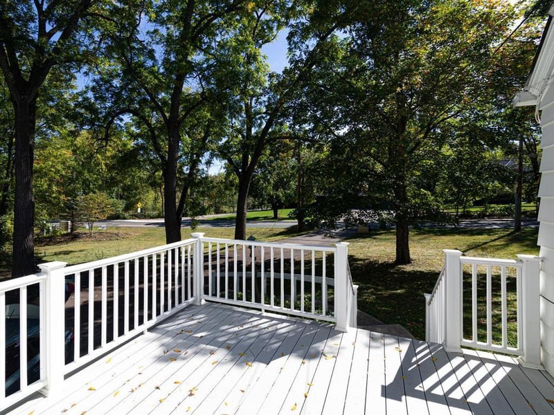 26270 Smithtown Rd, Excelsior, MN 55331