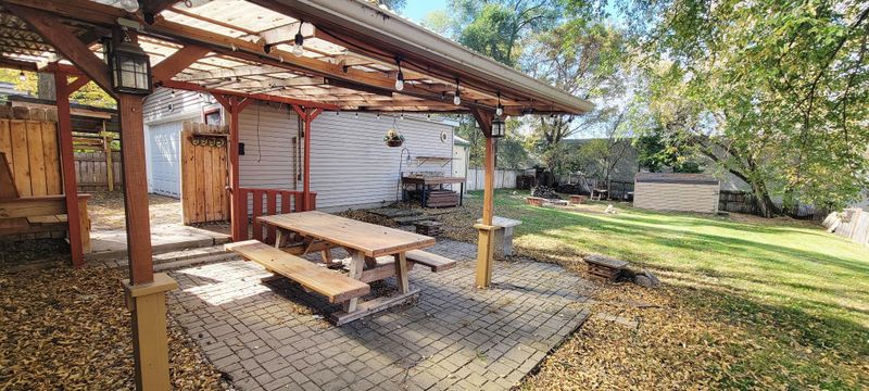 1418 Central Ave N, Faribault, MN 55021