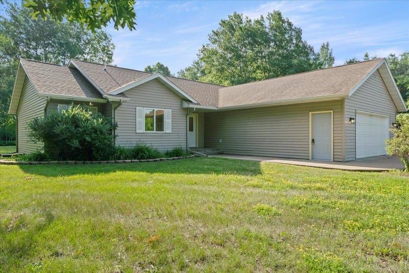 23606 Fox Run Ln, Deerwood, MN 56444