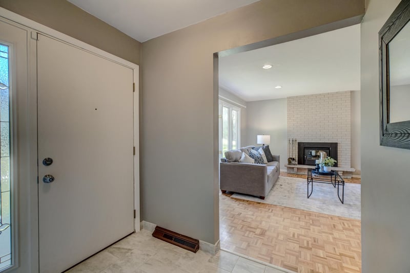 191 Windsor Ln, New Brighton, MN 55112