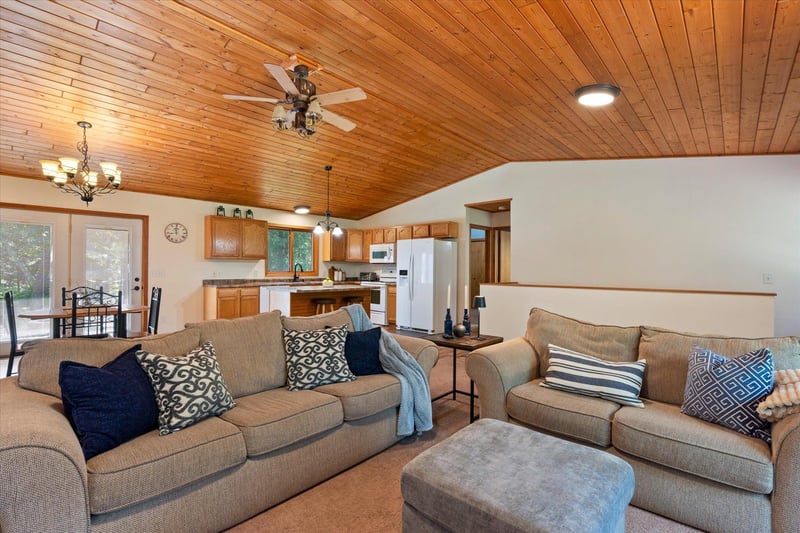 37162 Blacksmith Pl, Crosslake, MN 56442