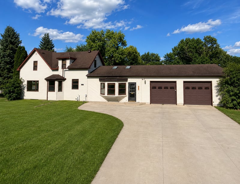 321 3rd St SW, Red Lake Falls, MN 56750