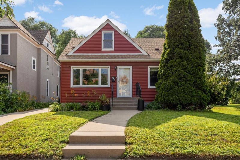 2914 Randolph St NE, Minneapolis, MN 55418