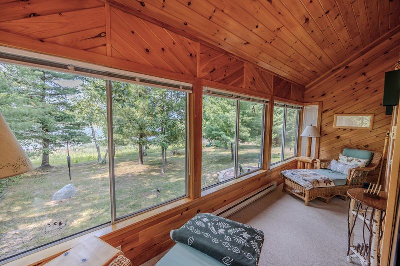19400 Edelweiss Dr, Nevis, MN 56467