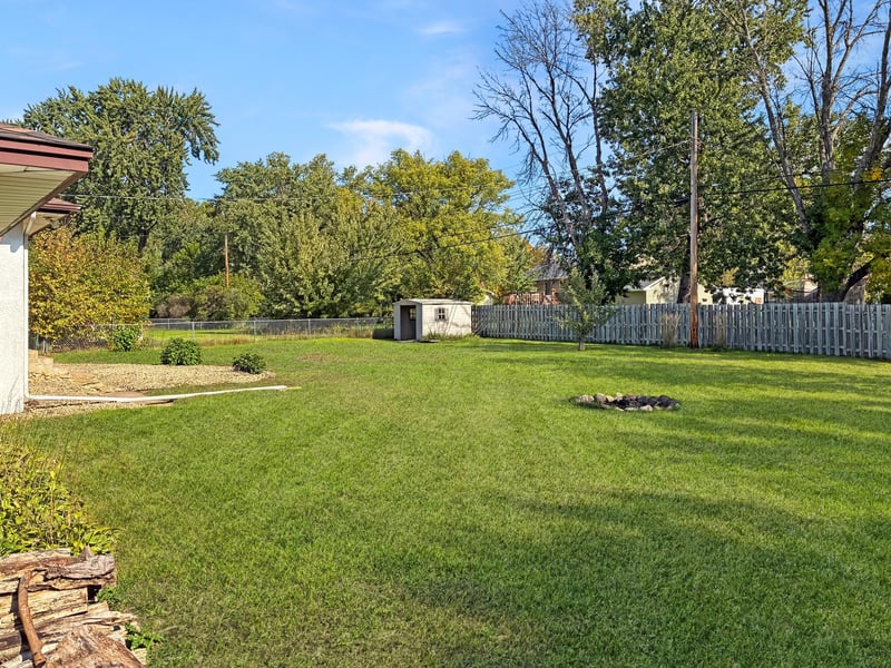 6516 Georgia Ave N, Brooklyn Park, MN 55428
